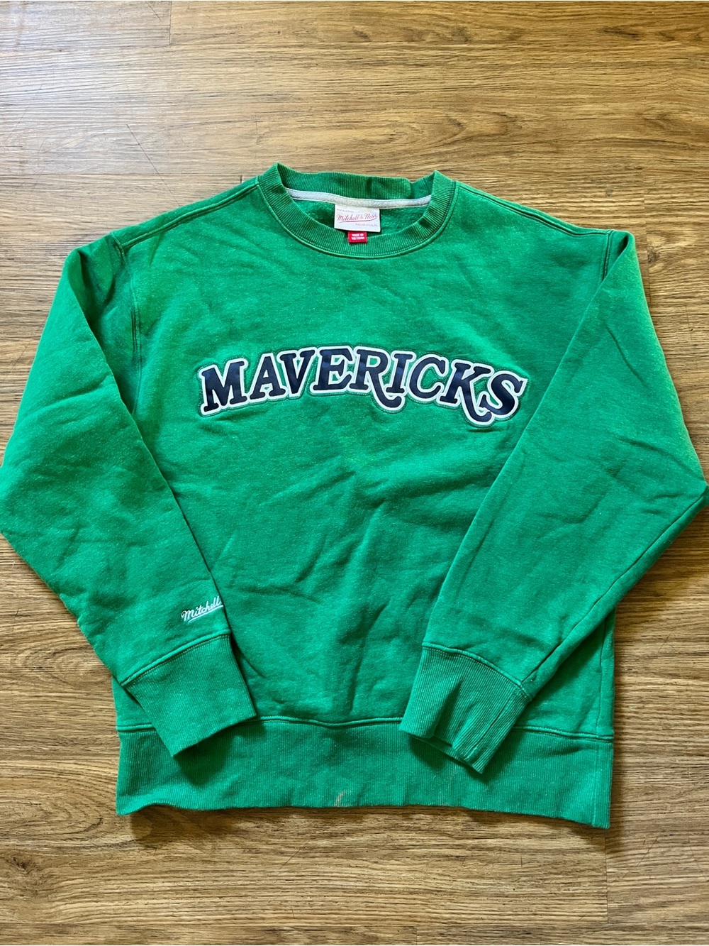 Dallas Mavericks Mitchell & Ness NBA Crewneck Sweatshirt Green Playoff Win 2.0